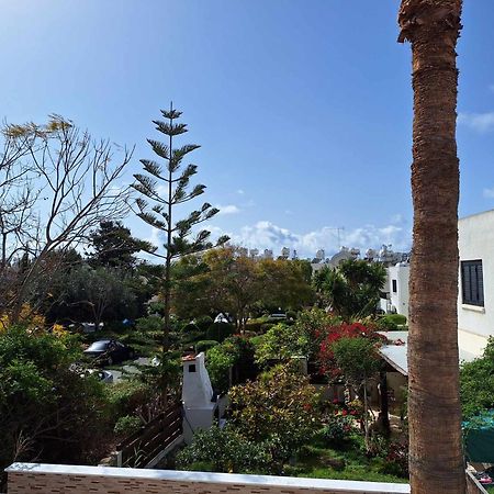 Stylish Apt Kato Paphos Close To Beach & Vibrant Harbor Life المظهر الخارجي الصورة